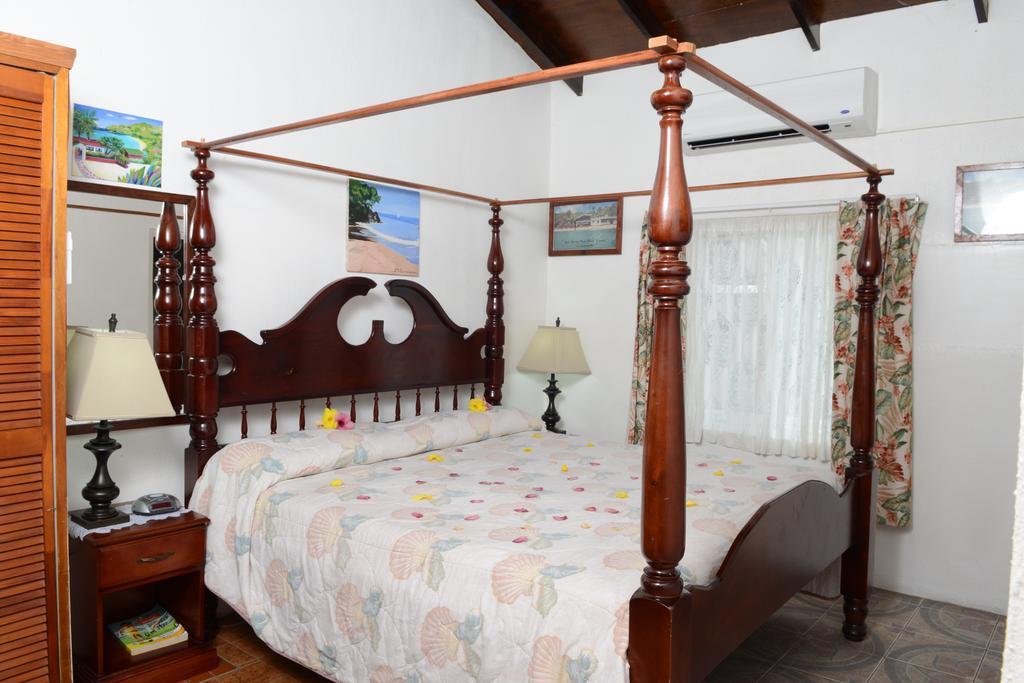 Gem Holiday Beach Resort St. George's Екстериор снимка