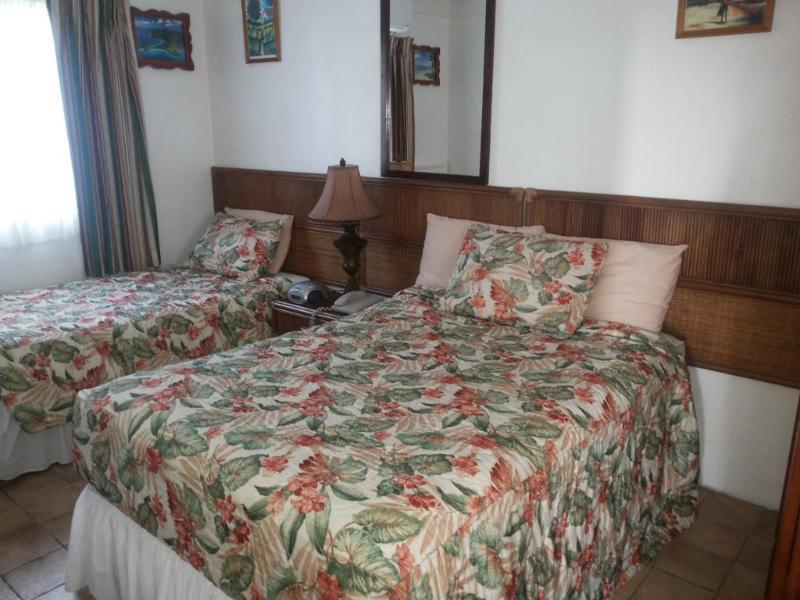 Gem Holiday Beach Resort St. George's Екстериор снимка